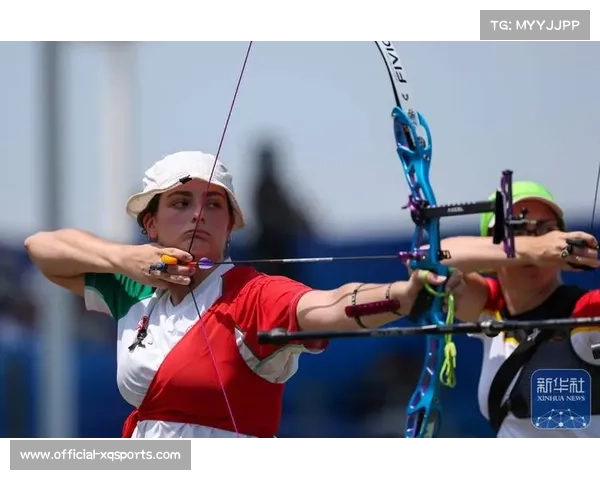 射箭选手在比赛中克服天气影响，展现专业素养